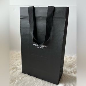 Saint Laurent shopping bag 🛍️